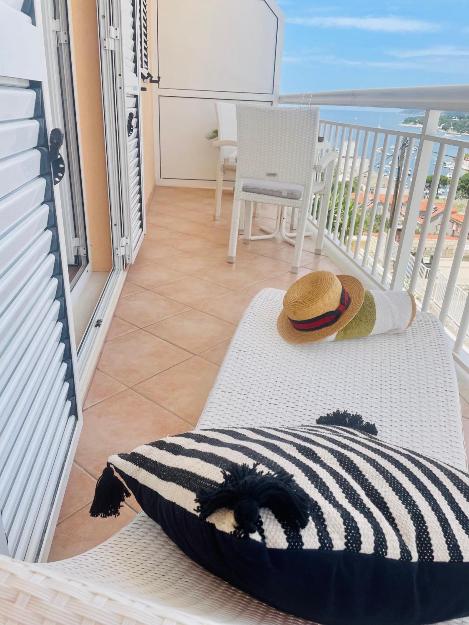 Apartments Sunny Elza Χβαρ Εξωτερικό φωτογραφία
