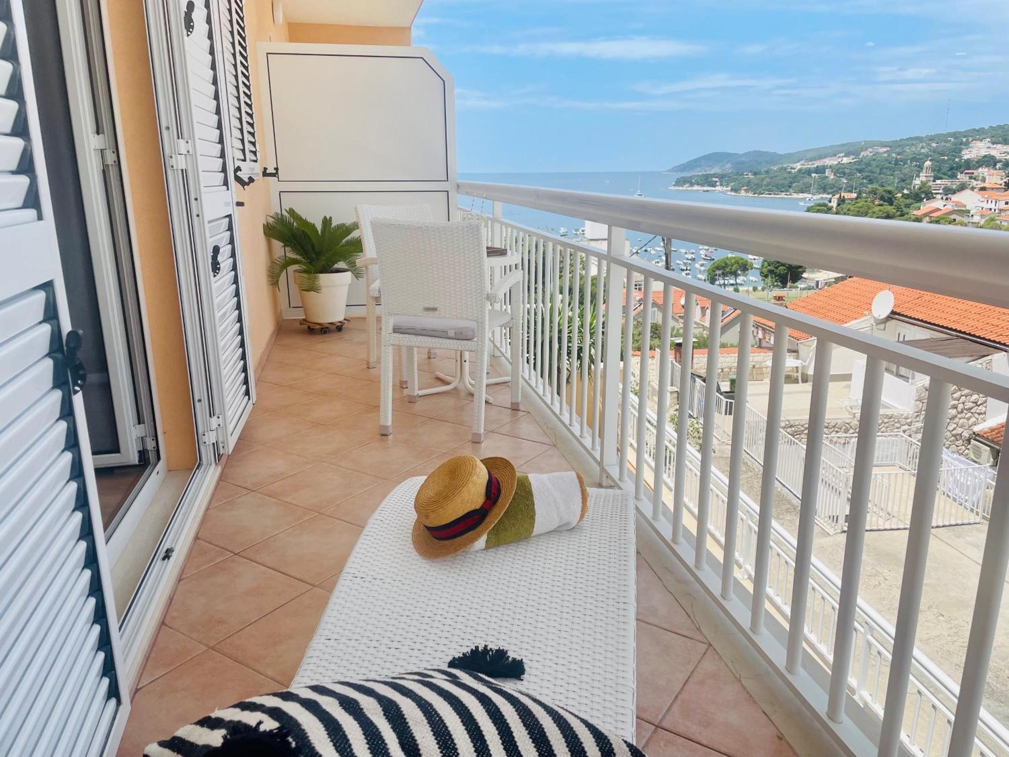 Apartments Sunny Elza Χβαρ Εξωτερικό φωτογραφία