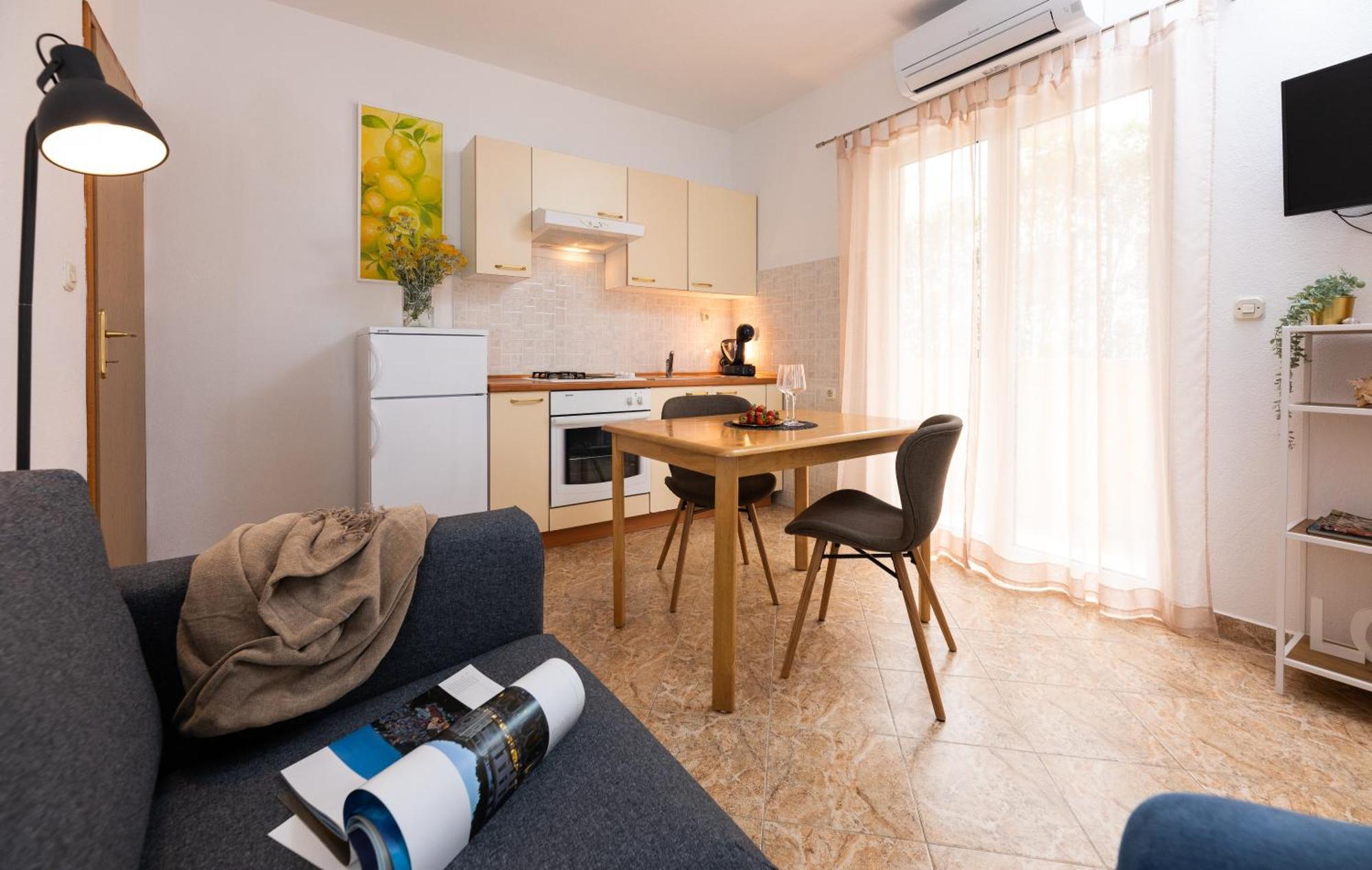 Apartments Sunny Elza Χβαρ Εξωτερικό φωτογραφία