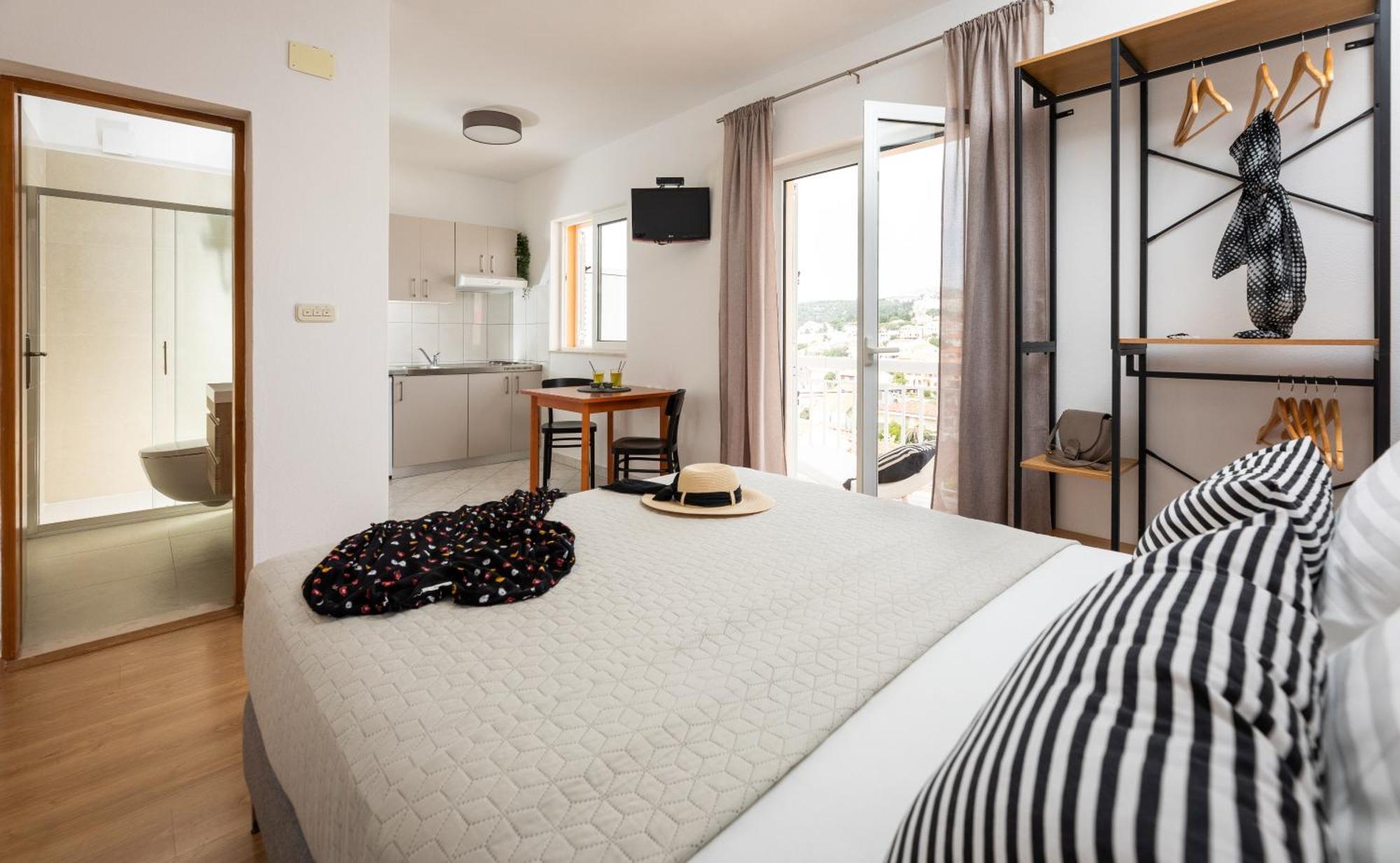 Apartments Sunny Elza Χβαρ Εξωτερικό φωτογραφία