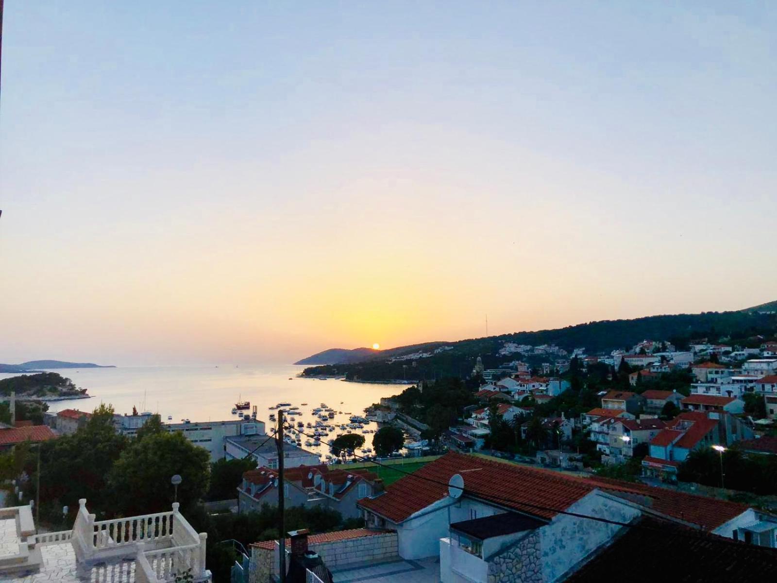 Apartments Sunny Elza Χβαρ Εξωτερικό φωτογραφία