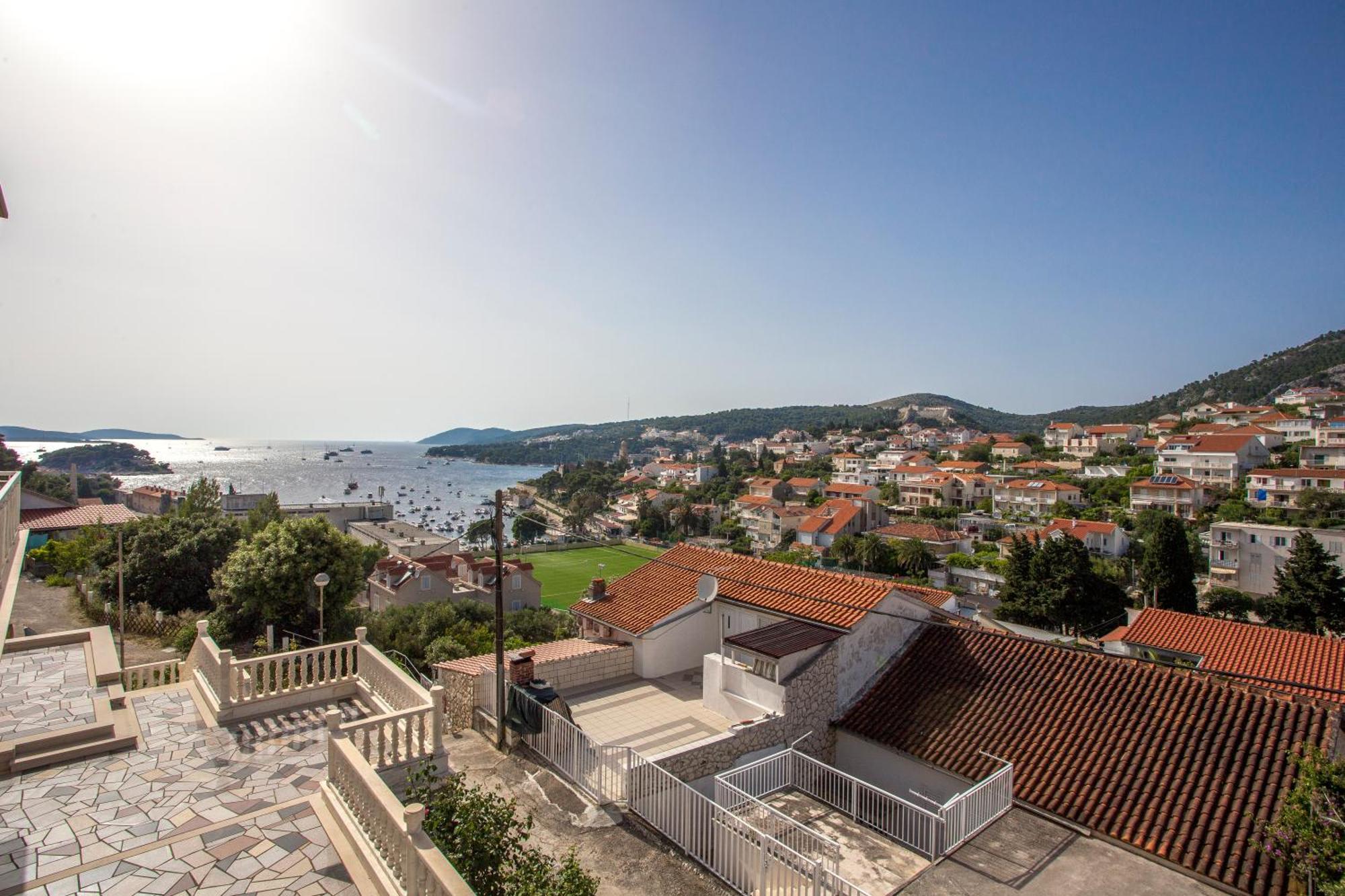 Apartments Sunny Elza Χβαρ Εξωτερικό φωτογραφία