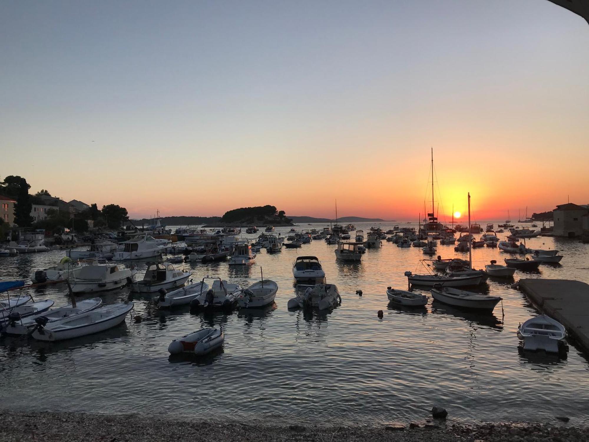 Apartments Sunny Elza Χβαρ Εξωτερικό φωτογραφία